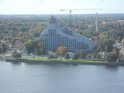 Latvian kansalliskirjaston rakennustyömaa lintuperspektiivistä nähtynä